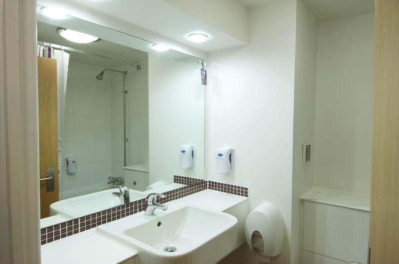 Premier Inn Birmingham South Rubery Экстерьер фото