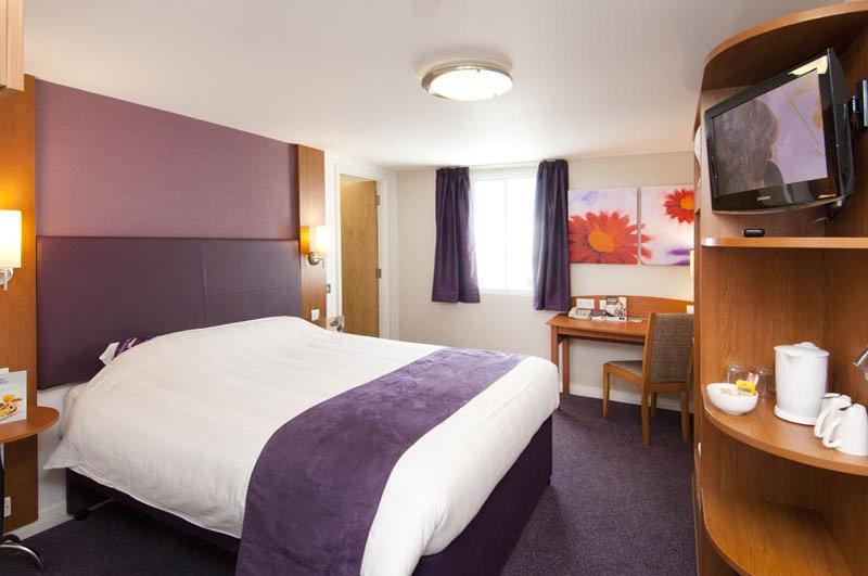 Premier Inn Birmingham South Rubery Экстерьер фото